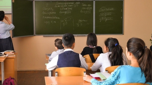 В Карагандинской области готовятся вернуться к традиционной учёбе школьников и студентов