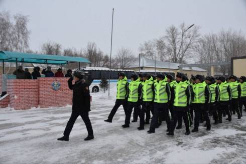 Полицейские спели на пяти языках в Карагандинской области