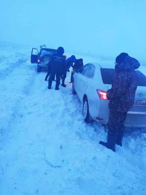 Более 110 человек спасли из снежных заносов в Карагандинской области