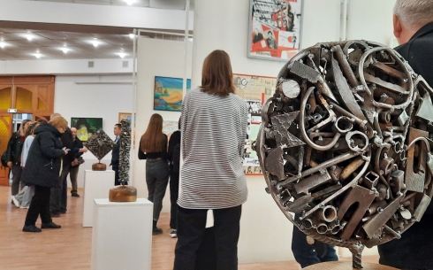 Отчетная выставка Союза художников Караганды открылась в областном музее ИЗО