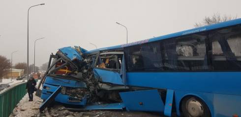 19-летняя пассажирка 146-го автобуса скончалась в больнице
