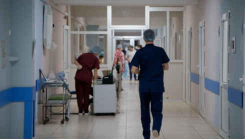 Группу врачей отправят в Караганду для помощи пострадавшим от взрыва