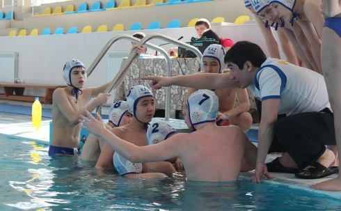 Карагандинская команда по водному поло лидирует в чемпионате Казахстана