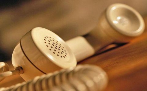 В десятках ведомств Карагандинской области телефоны доверия - фикция