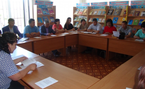 Работники библиотеки г. Приозерска Карагандинской области обсудили преимущества перехода на латиницу