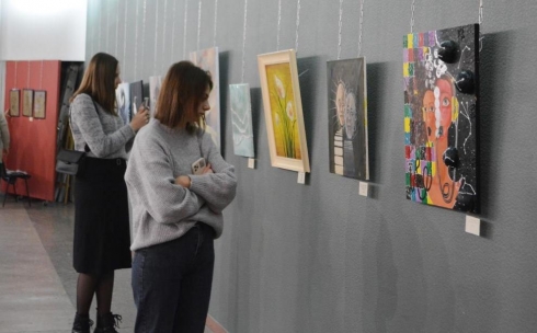 Из экономистов в художники: новая выставка Karaganda Art Start стартовала в областном центре