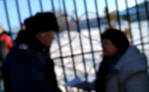 Резонансное видео задержания общественницы в Шахтинске прокомментировала полиция