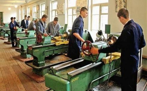В Осакаровском районе создали учебно-производственный комбинат для школьников