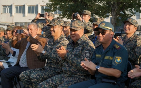 В Кокшетау для карагандинских военнослужащих провели новое занятие – «Час Елбасы»