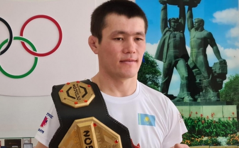 Карагандинец Бауыржан Куанышбаев завоевал чемпионский пояс на турнире по ММА Octagon