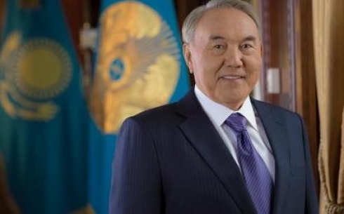 Президент поздравил казахстанцев с Днем Конституции