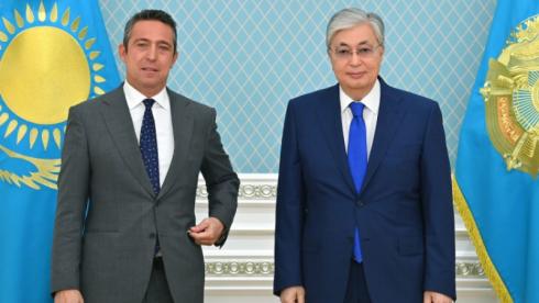 Президент Токаев принял члена правления Koç Holding Али Коча