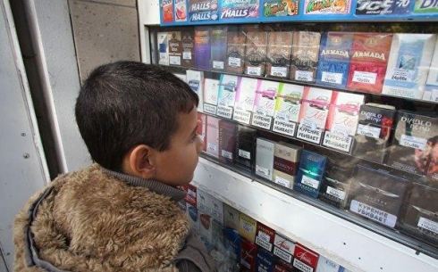 Магазины Караганды проверят на продажу алкоголя и сигарет несовершеннолетним