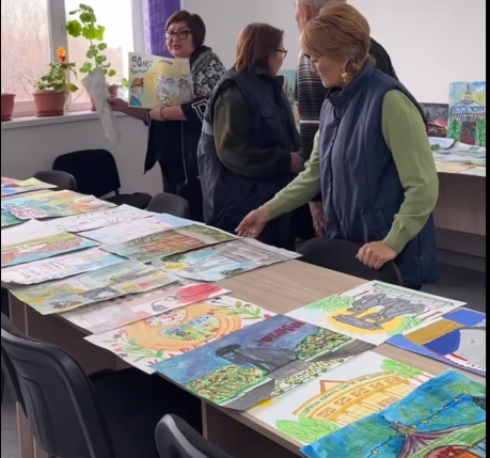 Итоги конкурса детских рисунков ко Дню города подвели в зоопарке Караганды