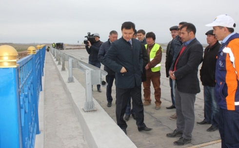 Заместитель акима Карагандинской  области провел осмотр хода строительства на участках реконструкции транспортного коридора Центр-Юг