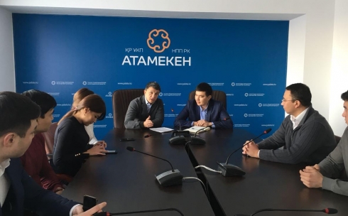 Карагандинских предпринимателей призвали доверять антикоррупционной службе