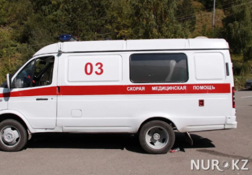 Забор рухнул на 12-летнего мальчика в Шахтинске: подробности трагедии