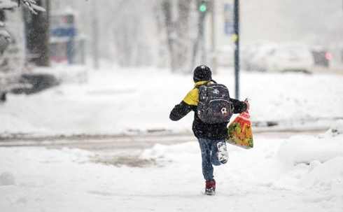 При каких погодных условиях учащиеся Караганды могут не ходить в школу?