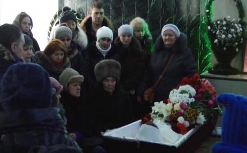 Родные и близкие  считают, что Екатерина Кокурина умерла в больнице из-за недоработки врачей 