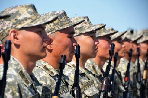 35 тысяч казахстанцев планируют призвать в армию в 2019 году