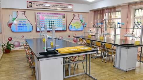 Какой будет форма в школах Казахстана в новом учебном году