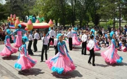 В Пришахтинске и Сортировке отметят День защиты детей