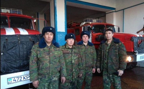 Четверо детей спасены при пожаре в Караганде
