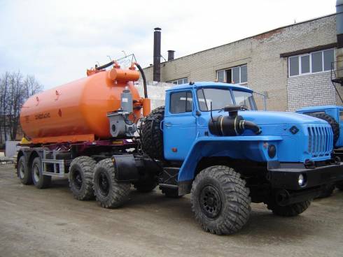 В Карагандинской области владелец АЗС купил дизельное топливо без документов, подтверждающих законность производства