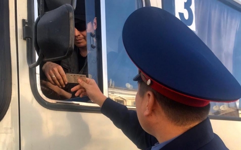 В Темиртау водители общественного транспорта нарушают ПДД