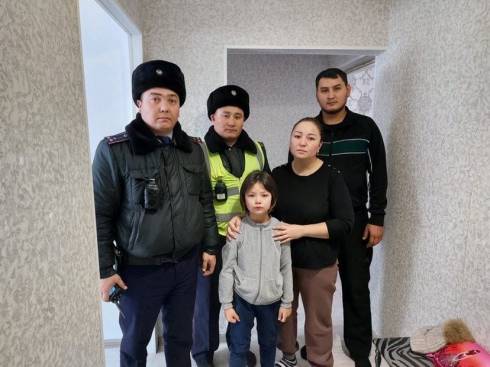 Карагандинская полиция нашла потерявшуюся 8-летнюю девочку