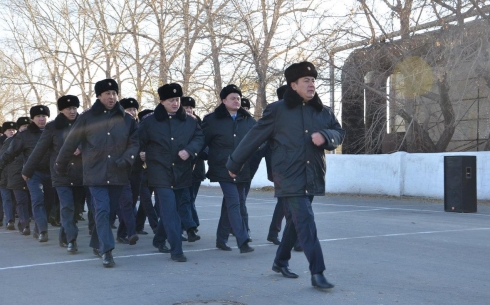 21 октября полицейские Карагандинской области перешли на зимнюю форму одежды 