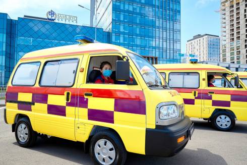 Новое оборудование и машины скорой помощи получили медучреждения Карагандинской области