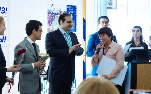 Почтальон Карагандинского областного филиала получила сертификат на 70 тысяч тенге 