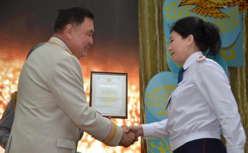 В Караганде отпраздновали День казахстанской полиции