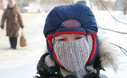 Родителей школьников Карагандинской области призывают теплее одевать детей в морозы