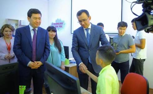IT-центры при поддержке «Нұр Отан» скоро появятся во всех регионах - Маулен Ашимбаев