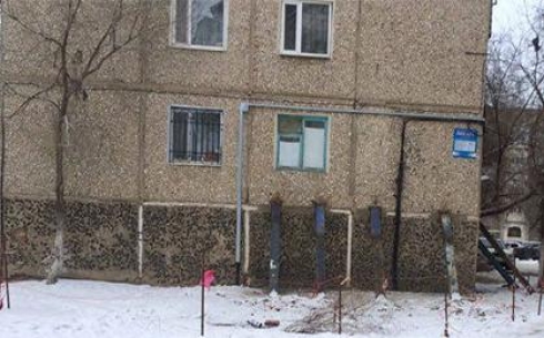 В Жезказгане может обрушиться аварийный дом