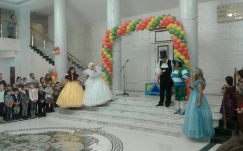 В Караганде открылся театральный фестиваль «Сказки народов мира»