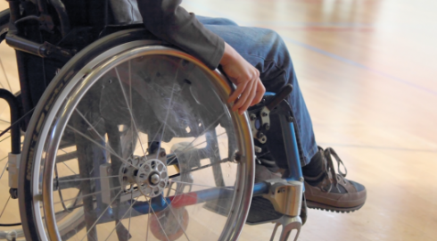 Центр реабилитации инвалидов обогащался на обмане сотрудников в Караганде