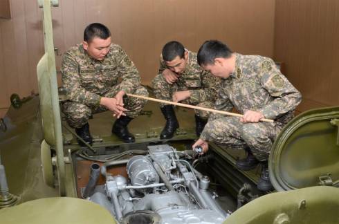 Первый выпуск специалистов артиллерии состоялся в учебном центре ВС Казахстана