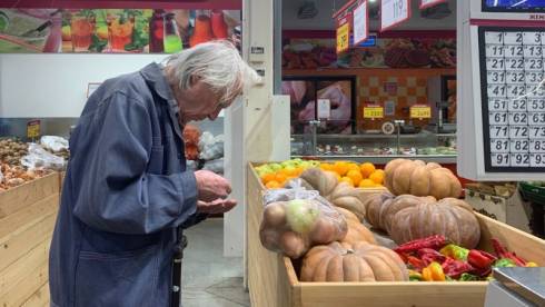 Дорогое удовольствие: на чем экономят казахстанцы из-за роста цен