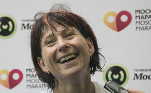 Карагандинская бегунья Смольникова стала двукратной победительницей Московского марафона