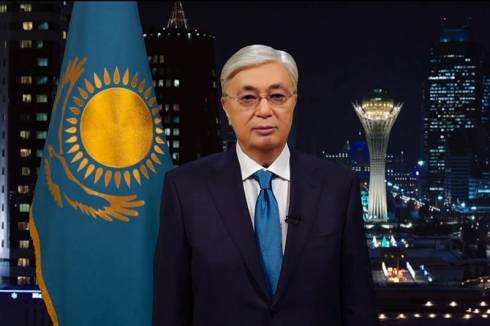 Касым-Жомарт Токаев поздравил казахстанцев с новым 2020-м годом