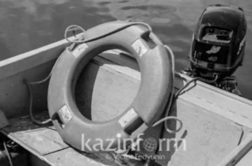 Двое рыбаков утонули на озере Балхаш