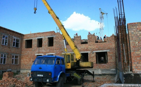 В Карагандинской области завершается строительство объектов образования