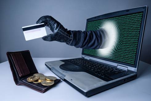 Более трех миллиардов тенге украли интернет-мошенники у жителей Карагандинской области