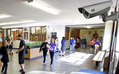 Во всех школах и гимназиях Караганды установили камеры видеонаблюдения