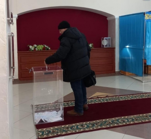 В Карагандинской области выборы проходят на 654 избирательных участках