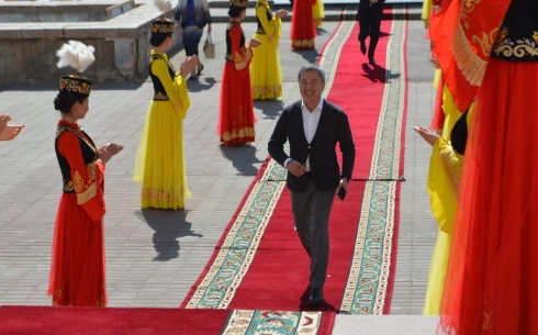 Отношение пока скептическое – Акан Сатаев о казахстанском кино на мировой арене
