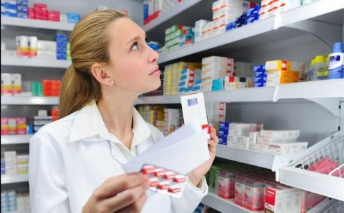 Около 1 400 новых лекарств не допущены на рынок Казахстана из-за опасности